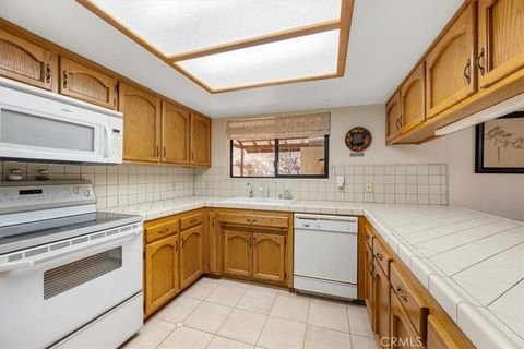 Tiny photo for 834 Nicklaus St, Paso Robles, CA 93446 (MLS # PI26022857)