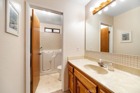 Tiny photo for 834 Nicklaus St, Paso Robles, CA 93446 (MLS # PI26022857)