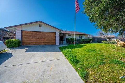 Tiny photo for 834 Nicklaus St, Paso Robles, CA 93446 (MLS # PI26022857)
