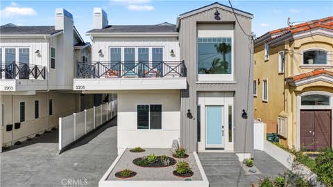 Photo of 2205 Mareshallfield Lane #B, Redondo Beach, CA 90278 (MLS # PV26148295)