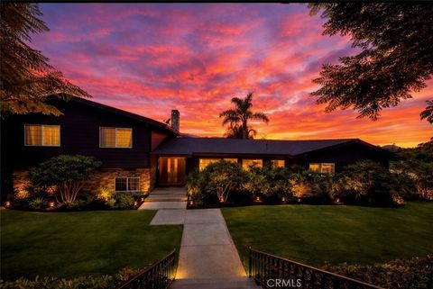 Photo of 1631 Hauser Cir Cir, Thousand Oaks, CA 91362 (MLS # SR26068932)