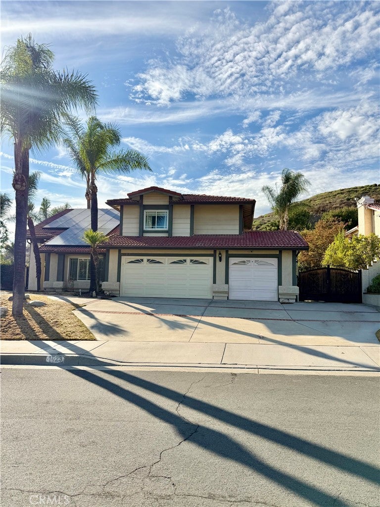 1023 Fountain Springs
