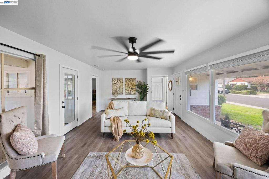 2136 Holbrook Drive