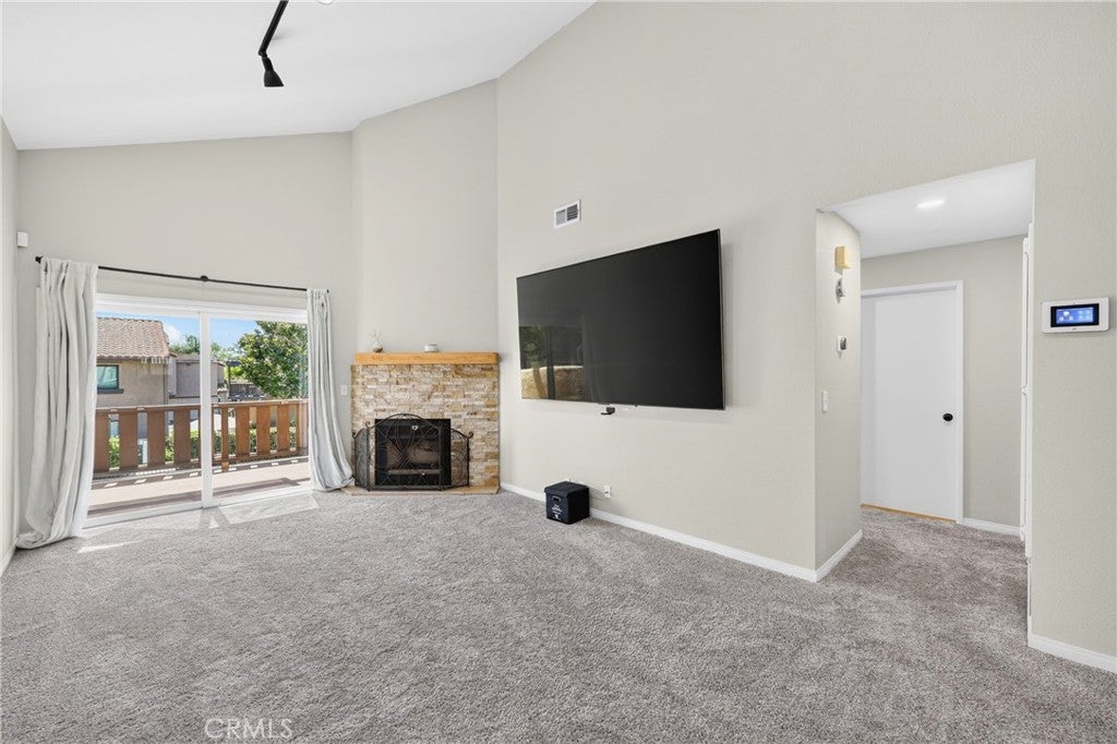3069 Brea Boulevard 10