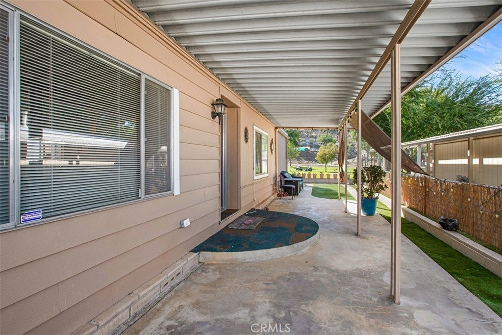 30751 Paradise Palm
