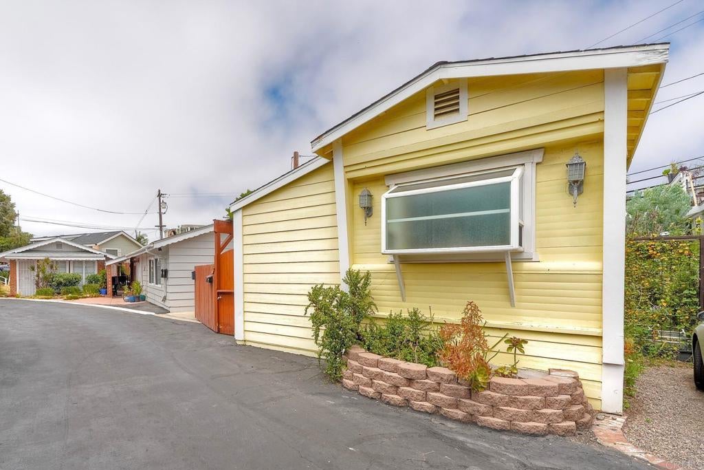 123 Jasper Street 1