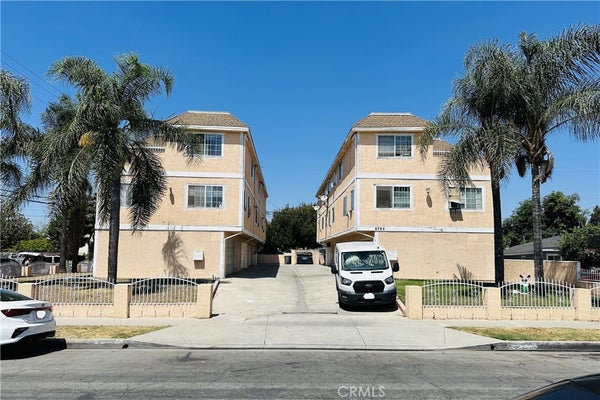 6763 FOSTER BRIDGE BLVD, BELL GARDENS, CA 90201 - Image a43d9aa8b7a5594d4b4dabe2cc8cd848/3799081864