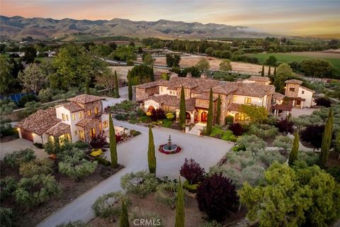 Photo of 6520 Mira Cielo, San Luis Obispo, CA 93401 (MLS # SC26085504)