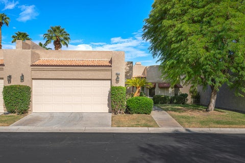 Photo of 48614 Calle Esperanza, La Quinta, CA 92253 (MLS # 219152592DA)