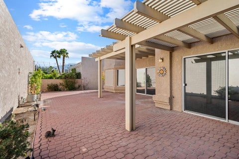 Tiny photo for 48614 Calle Esperanza, La Quinta, CA 92253 (MLS # 219152592DA)