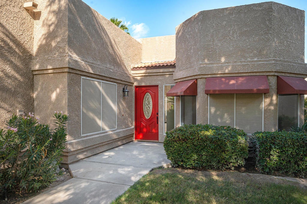 48614 Calle Esperanza