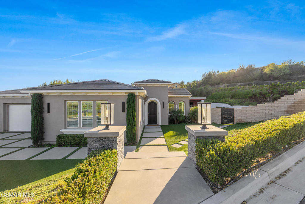 6981 Shadow Wood Drive