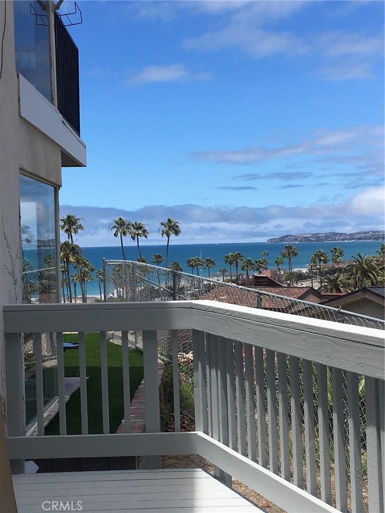 BLUFFS - Residential Lease