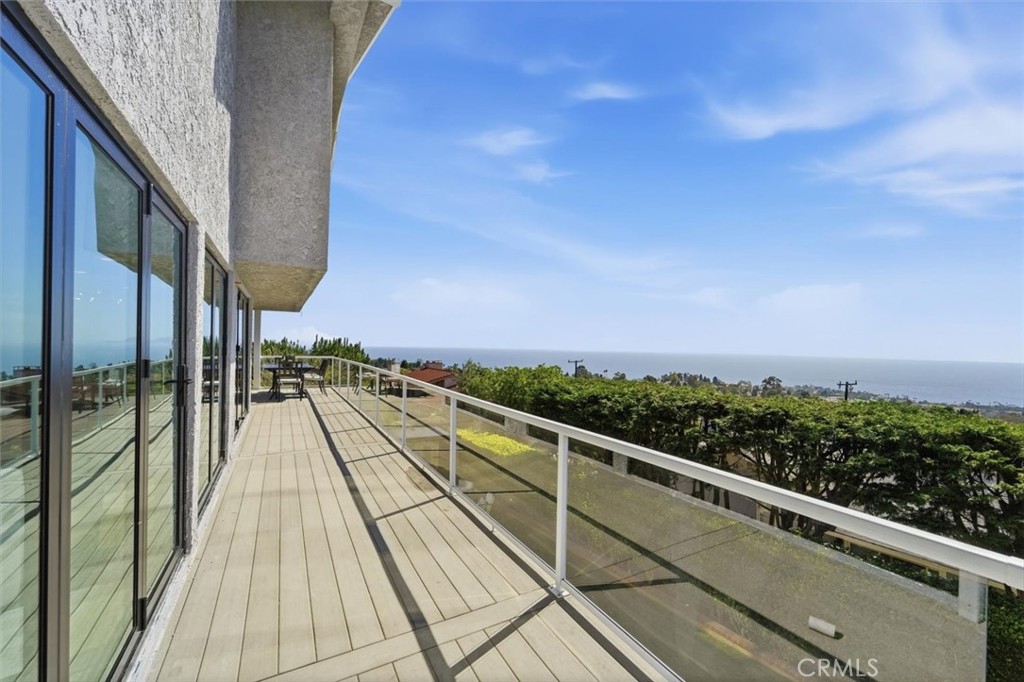 6762 Birchman Drive