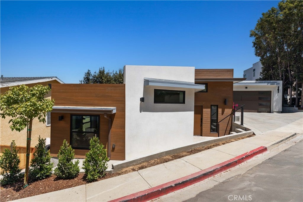 728 Bonita Dr