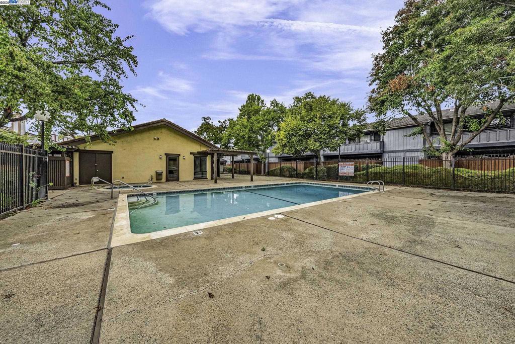 NEWPARK VILLAGE - Residential