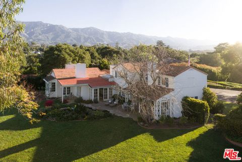 Photo of 735 Via Hierba, Santa Barbara, CA 93110 (MLS # 26665921)