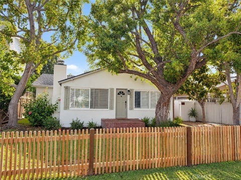 Photo of 275 Flower ST, Costa Mesa, CA 92627 (MLS # NP26222972)