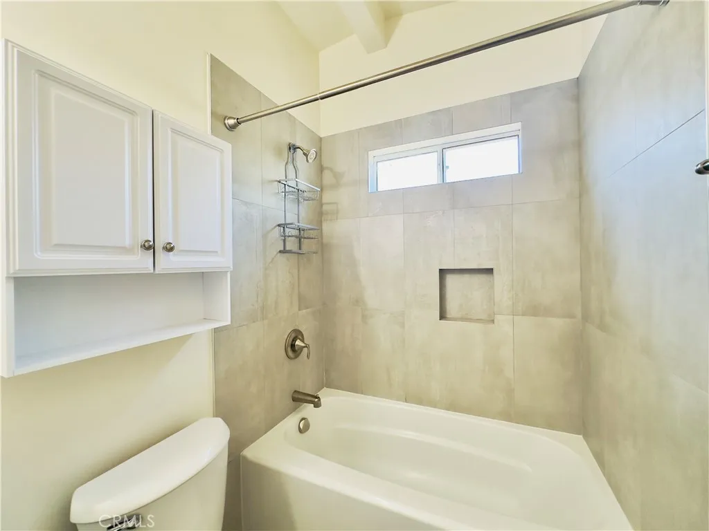 Panorama City, California 91402, United States, 2 Bedrooms Bedrooms, ,1 BathroomBathrooms,Residential,Active,162621