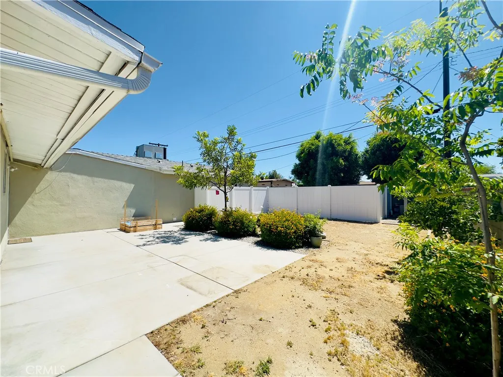 Panorama City, California 91402, United States, 2 Bedrooms Bedrooms, ,1 BathroomBathrooms,Residential,Active,162621