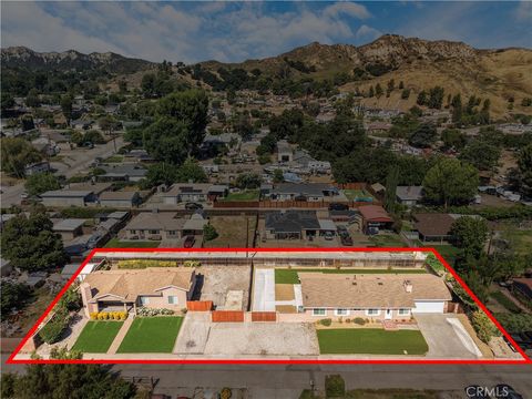 Photo of 31609 Hunter Lane, Castaic, CA 91384 (MLS # SR26105385)
