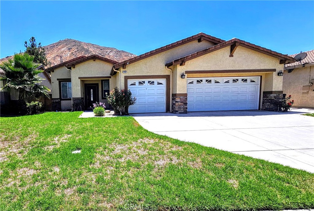 "Charming 3-Bed Retreat with 2 Full Baths and Spacious 2032 Sq Ft Layout in Fontana!"
Description
Welcome to this beautifully maintained single-story home in the heart of Fontana offering 3 bedrooms, 2 full bathrooms, and 2,032 sq. ft. of comfortable living space. Featuring a spacious 3-car garage, central air and heat, and wood flooring throughout, this home combines style and functionality. The freshly painted interior highlights a very roomy kitchen equipped with stainless steel appliances, abundant cabinetry, and a custom black kitchen sink, perfect for culinary enthusiasts. A cozy brick fireplace anchors the living space, creating a warm and inviting atmosphere. The master suite offers a remodeled bathroom with elegant black accents, a relaxing sunken tub, and a walk-in closet. All bedrooms feature mirrored vanity closet doors, and the laundry area is conveniently located nearby. The large backyard is ideal for entertaining with a covered patio and patio furniture provided for tenant use. Additional amenities include a washer, dryer, and refrigerator for tenant convenience. Bathrooms are thoughtfully updated with modern finishes, and the home’s location offers easy access to shopping, dining, and local amenities. With its blend of comfort, style, and prime location, this property is perfect for those seeking a spacious, move-in-ready home.
SCHOOL DISTRICT: Colton Joint Unified School District
UTILITIES: Tenants pay all
GARDENING: Tenant billed $100 per month
PET POLICY: Small pets may be allowed. Submit photo(s) w/applications