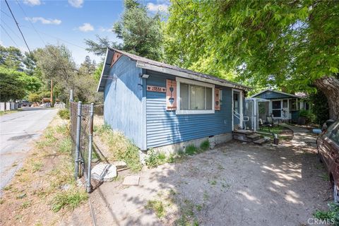 Photo of 13886 Hazel Drive, Lytle Creek, CA 92358 (MLS # CV26062949)