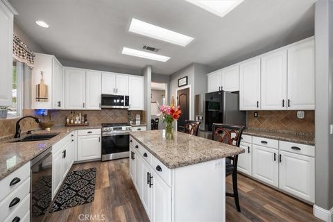 Tiny photo for 749 Jersey Court, Paso Robles, CA 93446 (MLS # NS26067229)