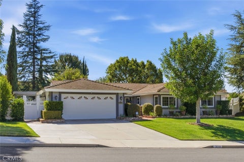 Photo of 30169 Calle Halcon, Temecula, CA 92592 (MLS # SW26227428)