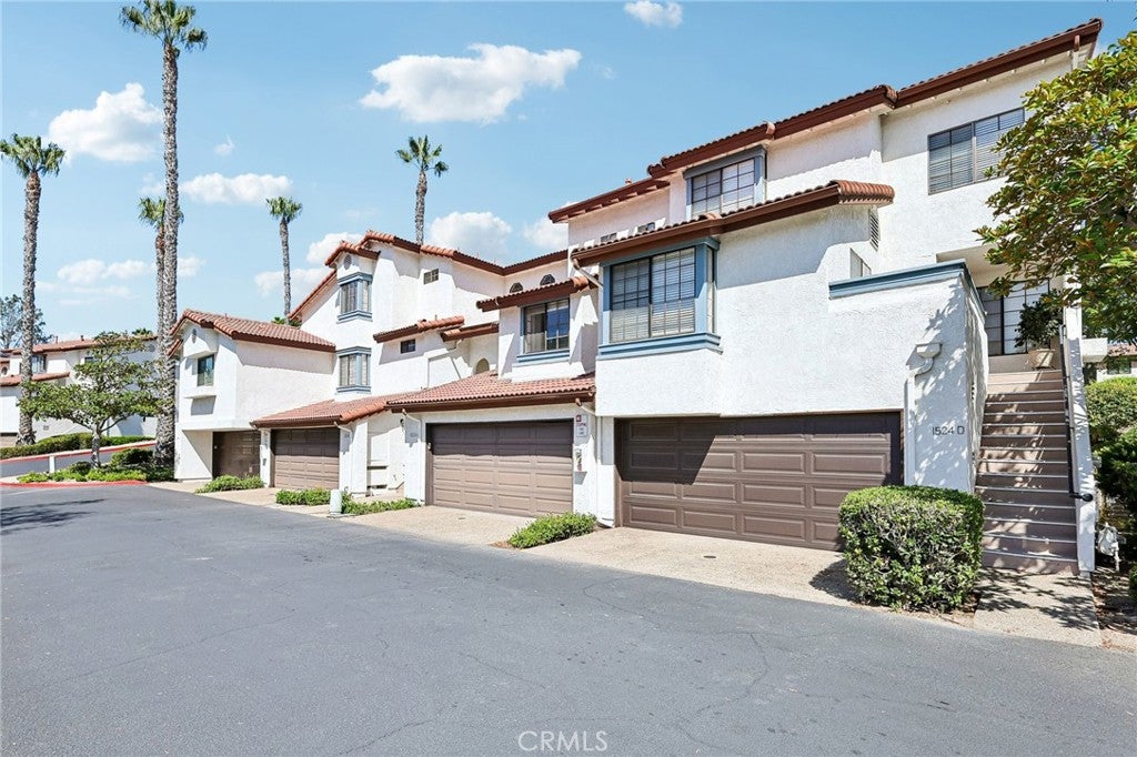 1524 Apache Drive C
