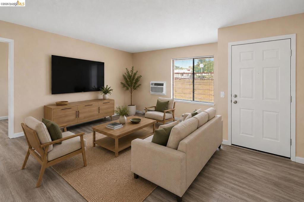 6 Lancaster Cir 108