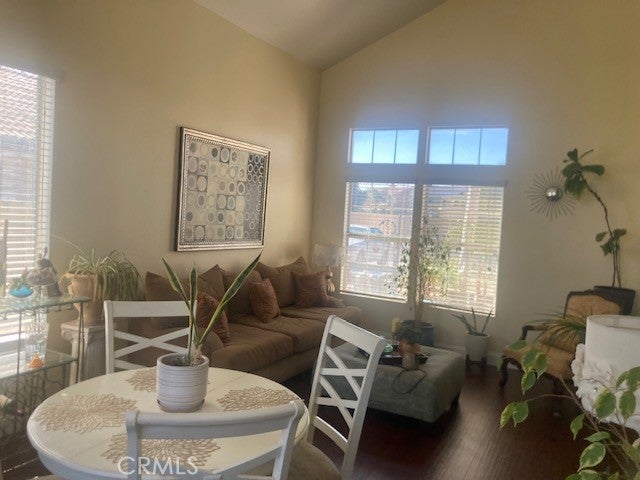 2072 Lagoon Court