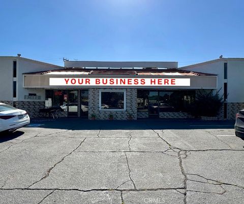 733 N Mountain Upland CA 91786
