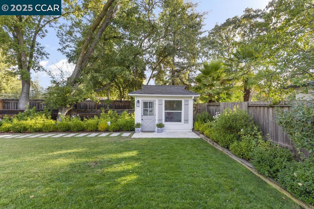 PARKMEAD - Residential