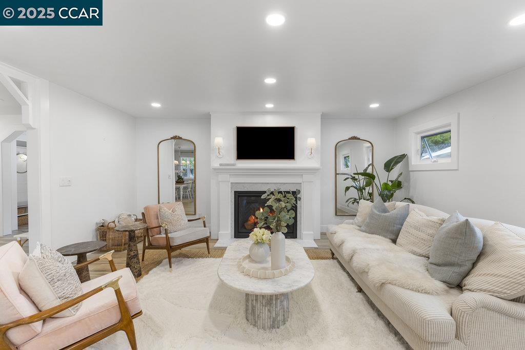 PARKMEAD - Residential