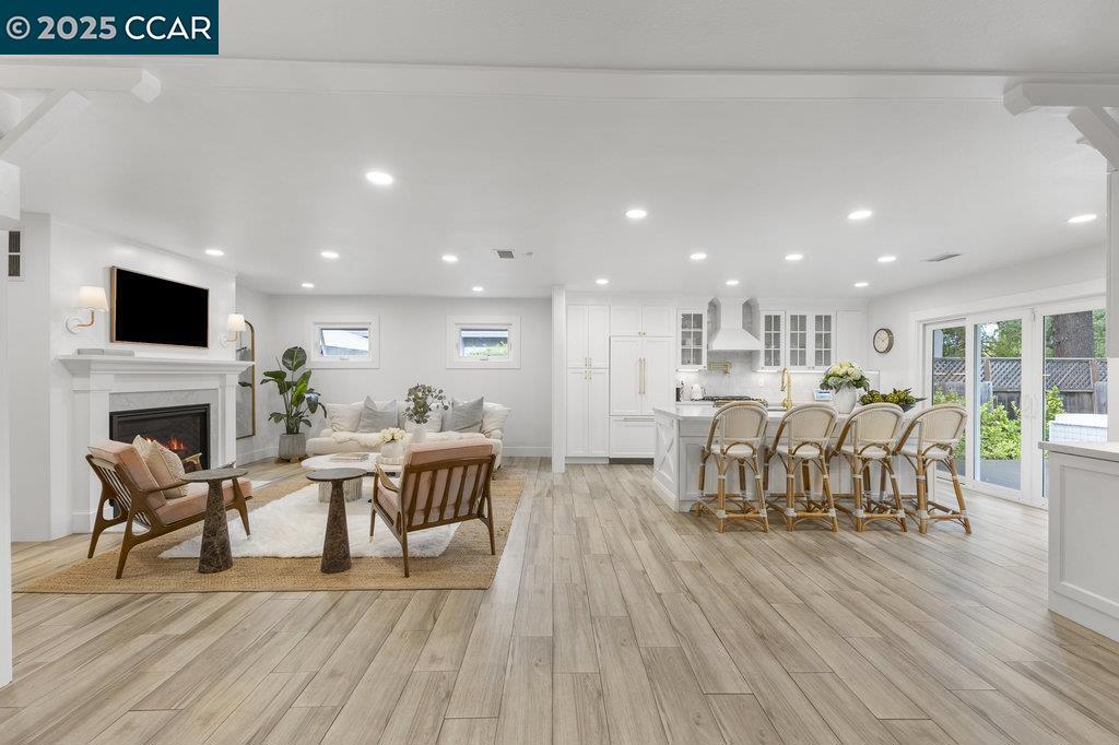 PARKMEAD - Residential