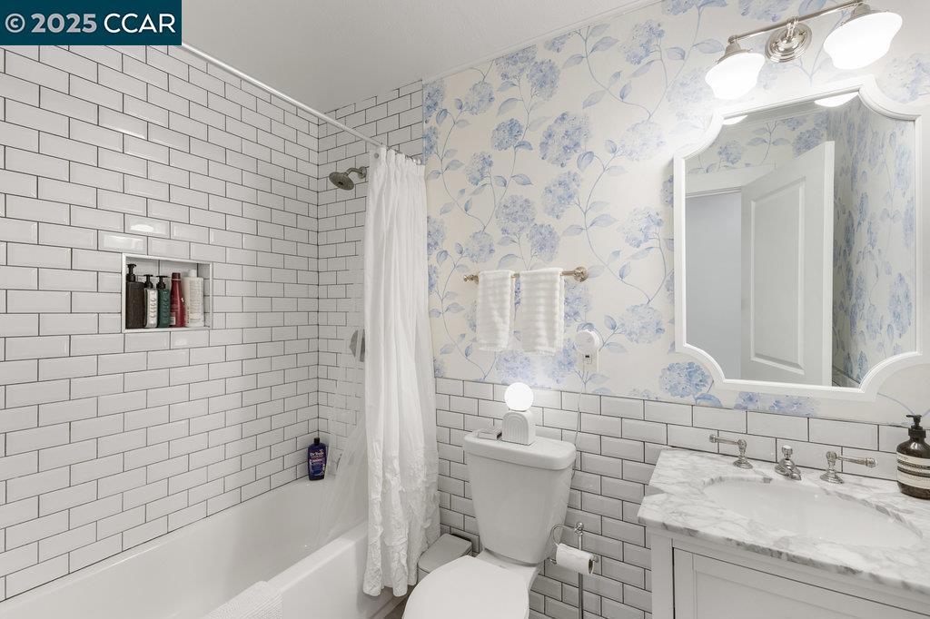 PARKMEAD - Residential