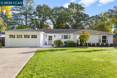 Photo of 128 Arlene Dr Dr, Walnut Creek, CA 94595 (MLS # 41115905) Photo of 128 Arlene Dr Dr, Walnut Creek, CA 94595 (MLS # 41115905)