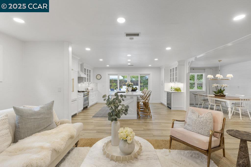 PARKMEAD - Residential