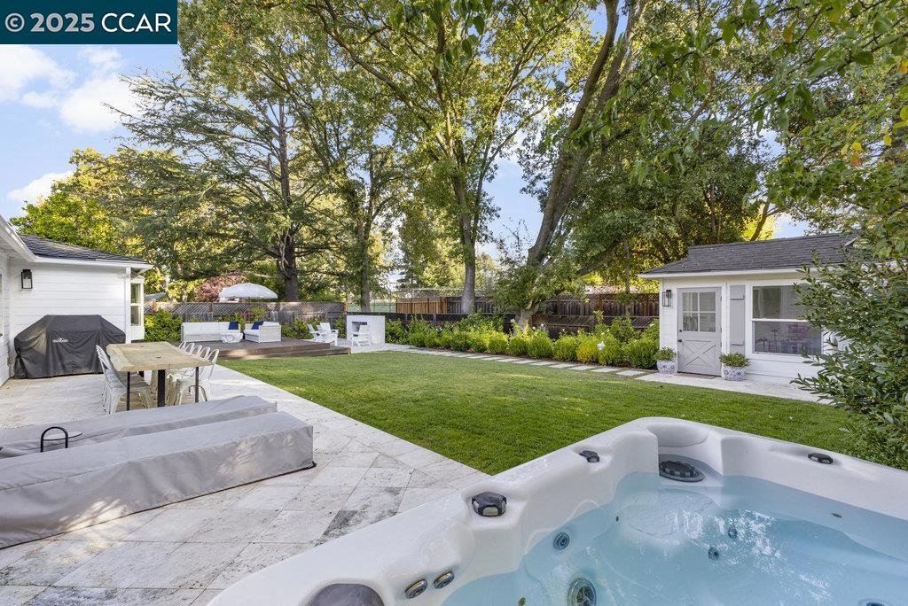 PARKMEAD - Residential