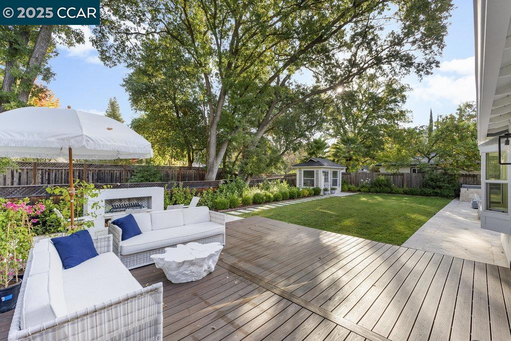 PARKMEAD - Residential