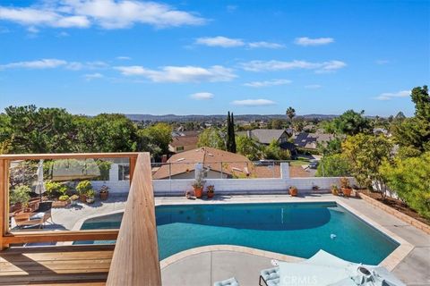 Photo of 24755 Acropolis Dr, Mission Viejo, CA 92691 (MLS # IG25236988)