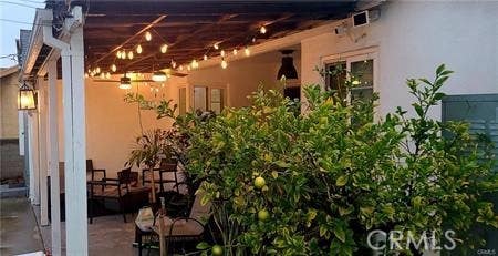 Photo of 3871 Grayburn AVE, Los Angeles, CA 90008 (MLS # SR26113412)