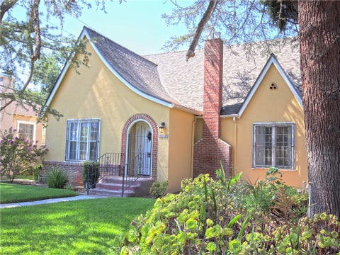 Photo of 3265 Pine Street, Riverside, CA 92501 (MLS # IG26200415)