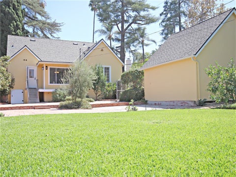 Tiny photo for 3265 Pine Street, Riverside, CA 92501 (MLS # IG26200415)
