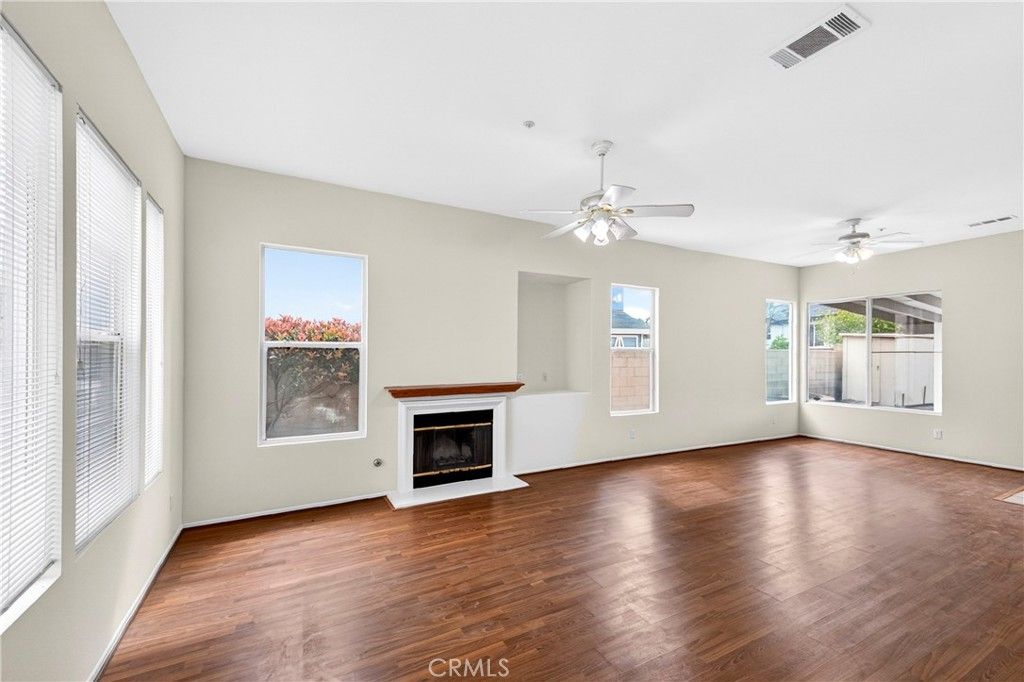 Photo of 15165 Beartree St St, Fontana, CA 92336 (MLS # SB26093540)