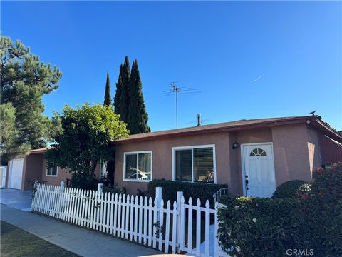 10406 San Carlos South Gate CA 90280