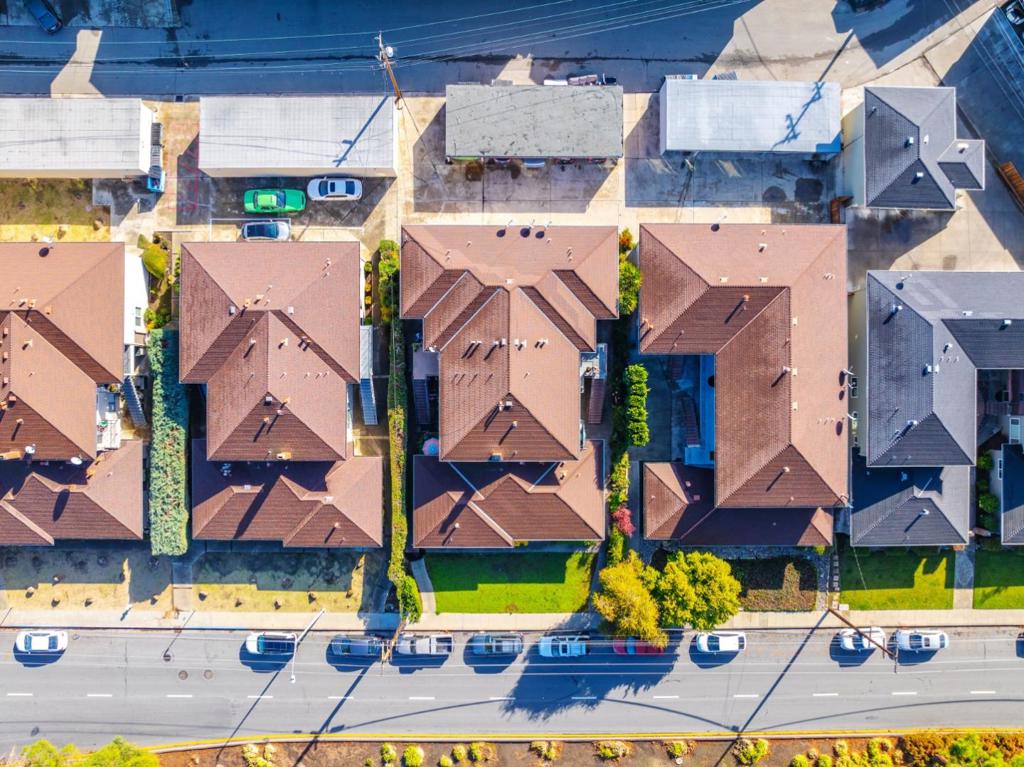 519 Saratoga Avenue