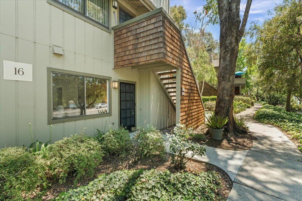 3202 La Terrace Circle