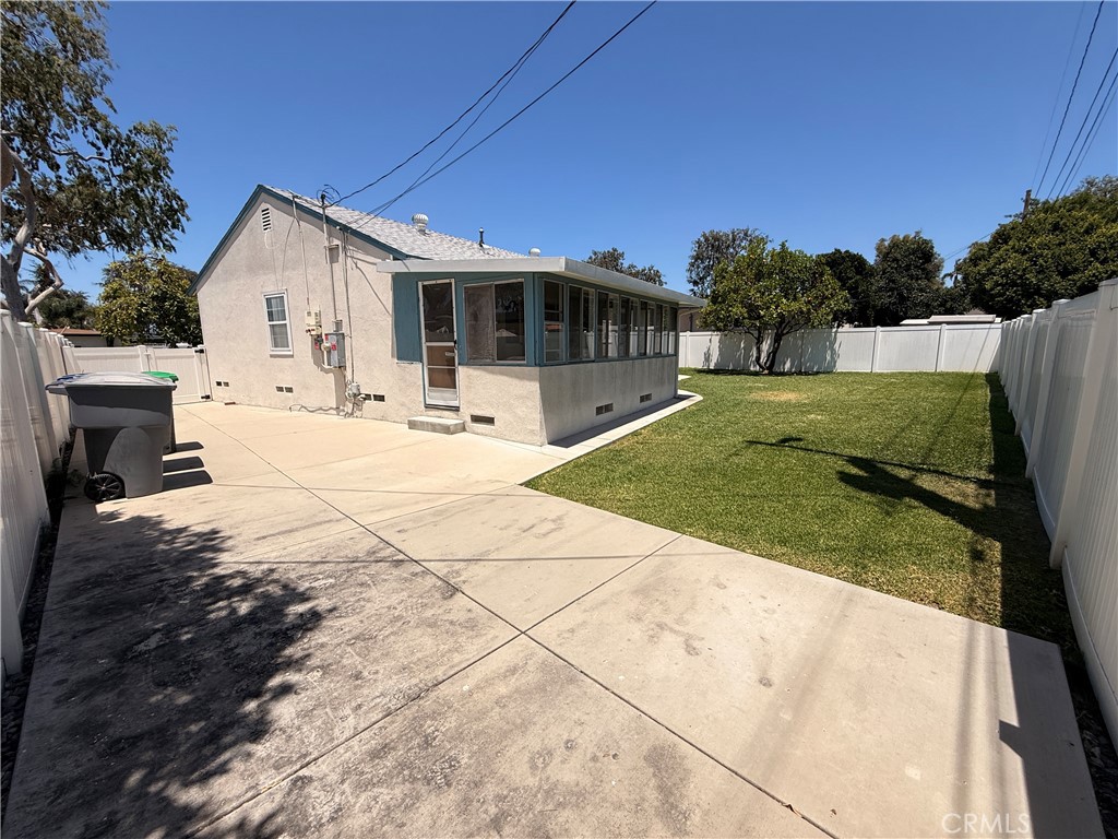 1030 La Mirada Street
